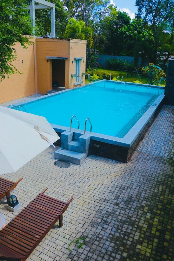 Royal Nest Bed & Breakfast Polonnaruwa Bagian luar foto