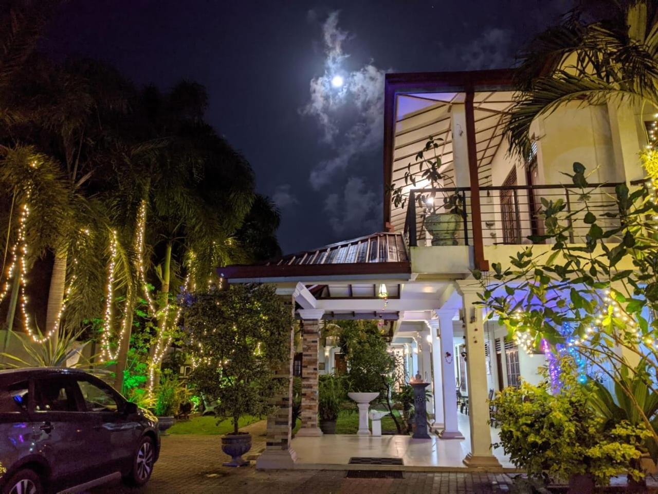 Royal Nest Bed & Breakfast Polonnaruwa Bagian luar foto