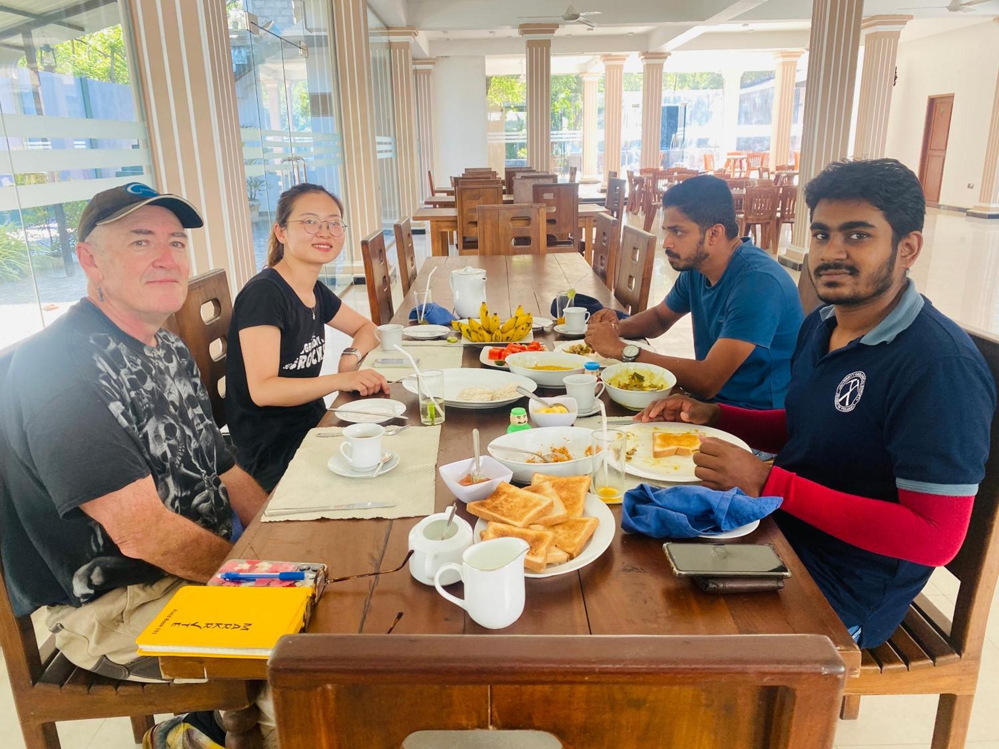 Royal Nest Bed & Breakfast Polonnaruwa Bagian luar foto