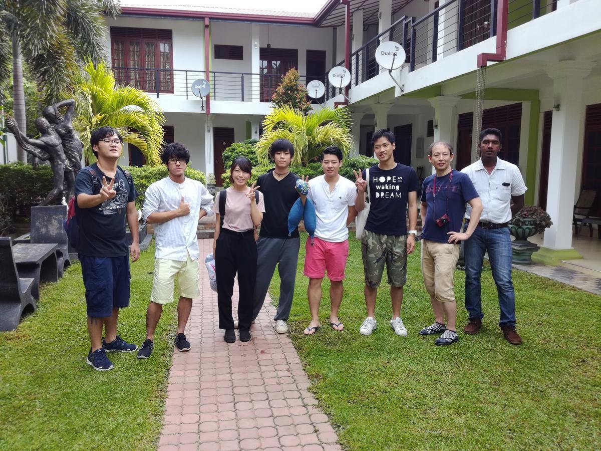 Royal Nest Bed & Breakfast Polonnaruwa Bagian luar foto
